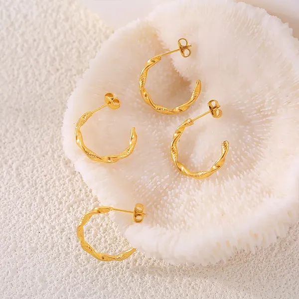 Gold_C_Shape_Earrings_For_Women